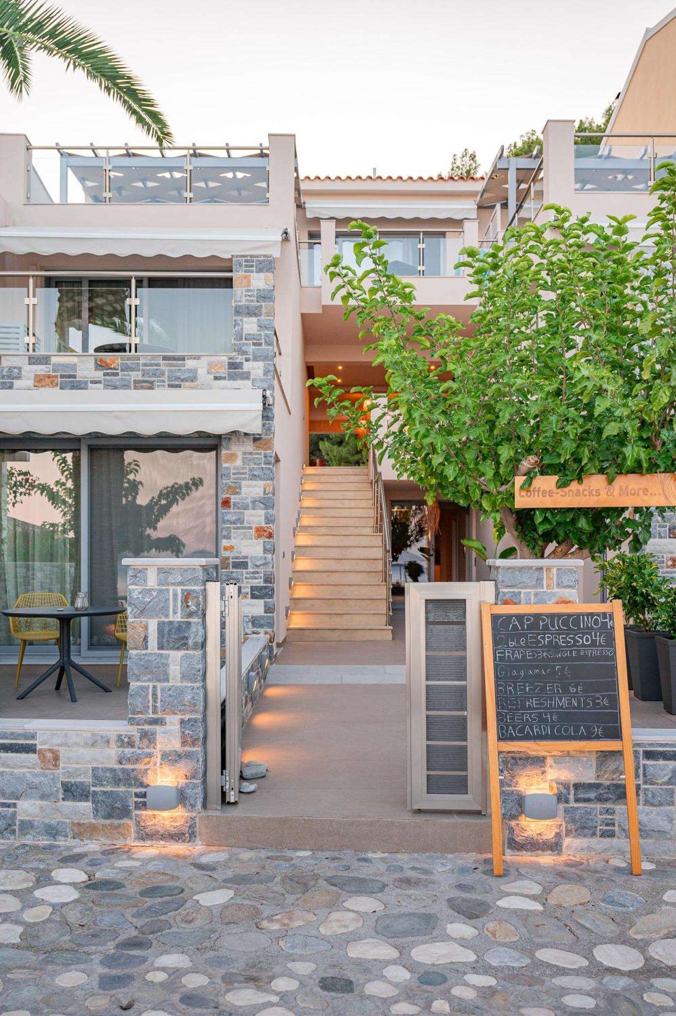 8Moons Boutique Apartments กอกการี ภายนอก รูปภาพ