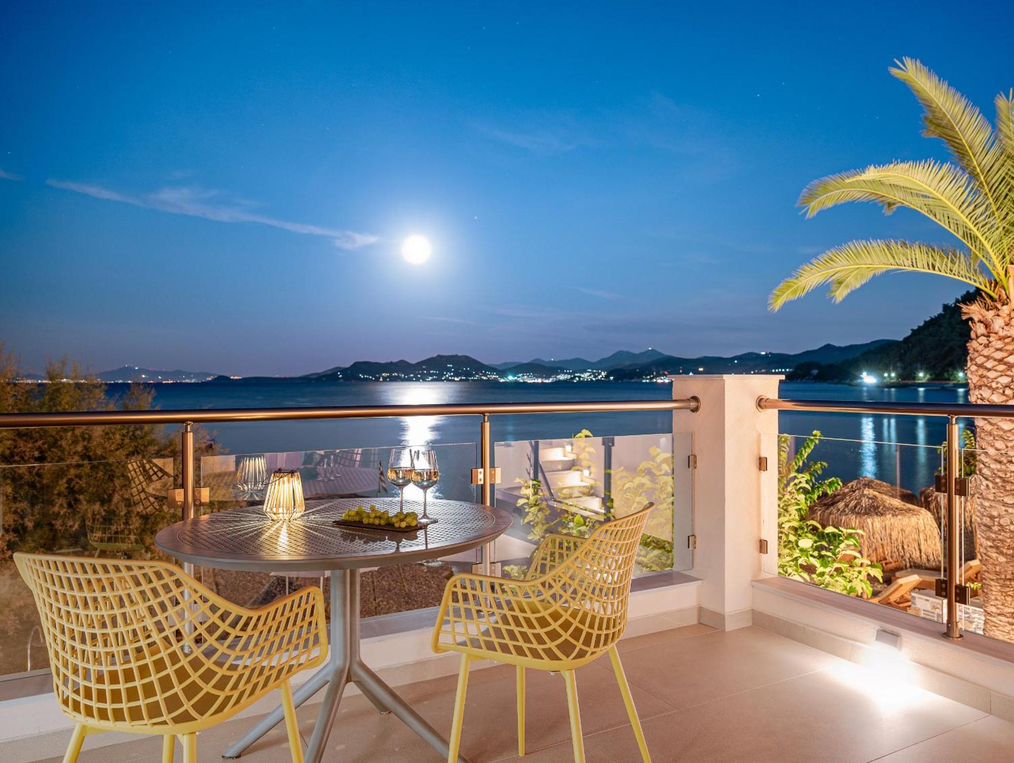 8Moons Boutique Apartments กอกการี ภายนอก รูปภาพ